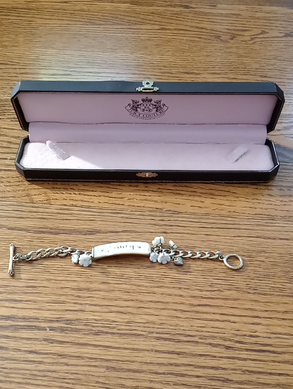Juicy Couture Mother of Pearl Charm Bracelet with Box L 7"